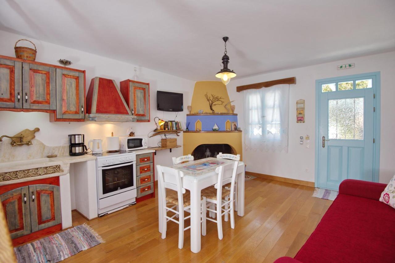 Stella'S Traditional House. Alonnisos Town Bagian luar foto