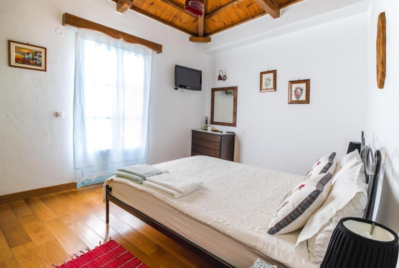 Stella'S Traditional House. Alonnisos Town Bagian luar foto